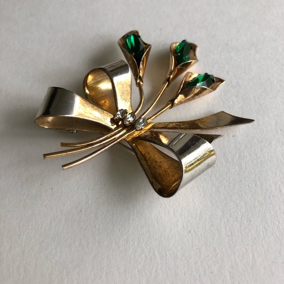 Signed Coro Gold Enamel Emerald Green Flower Brooch Pin - Etsy vintage Coro Green Flower Brooch pin
